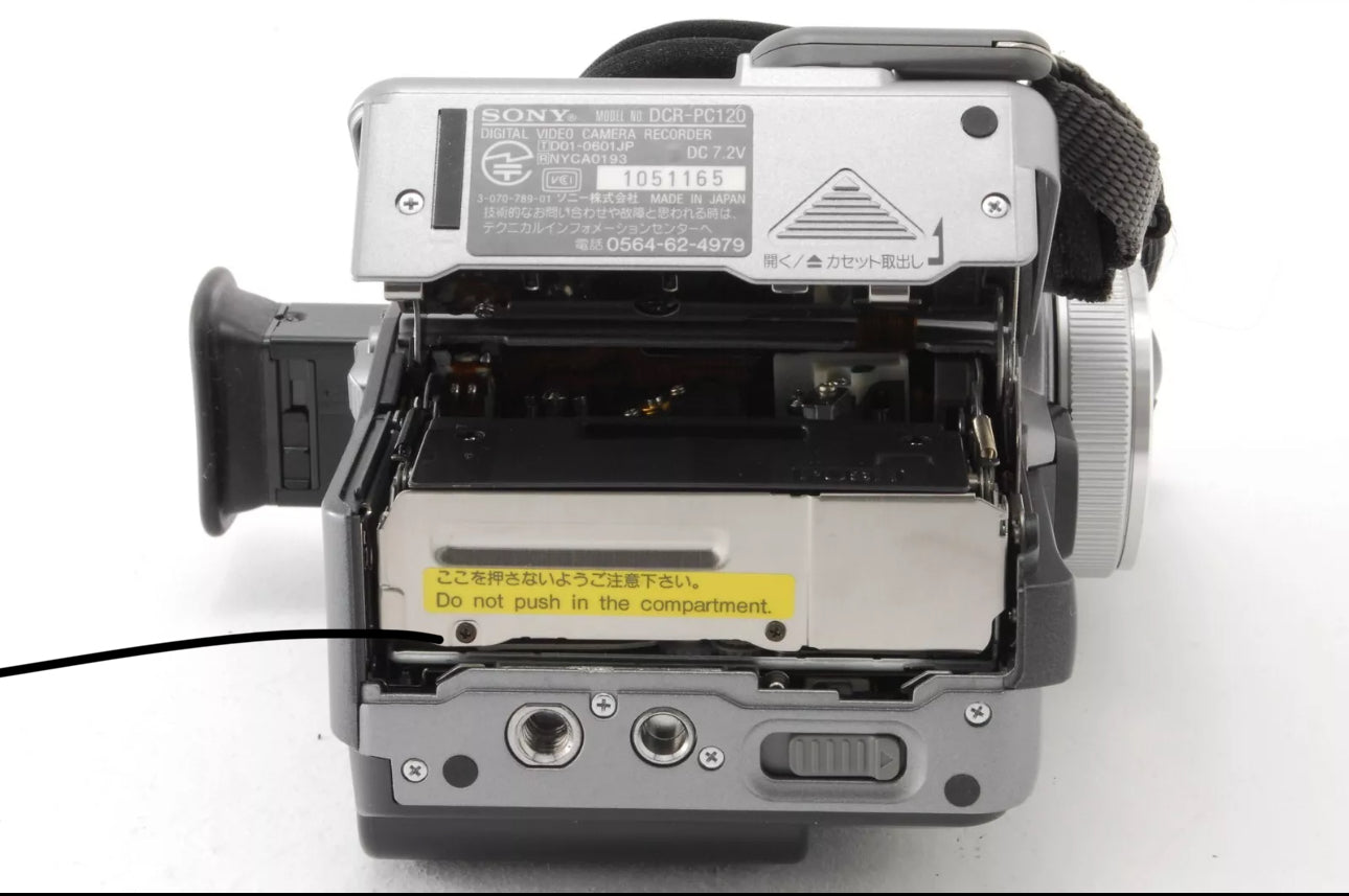 Sony Handycam DCR-PC120 NTSC MiniDV Camcorder