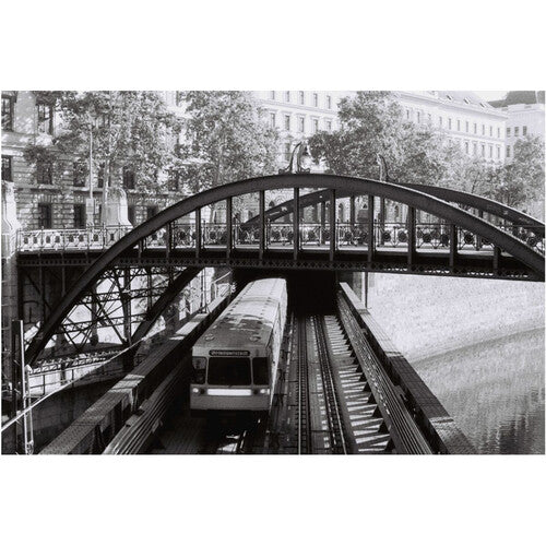 Lomography Berlin Kino 400