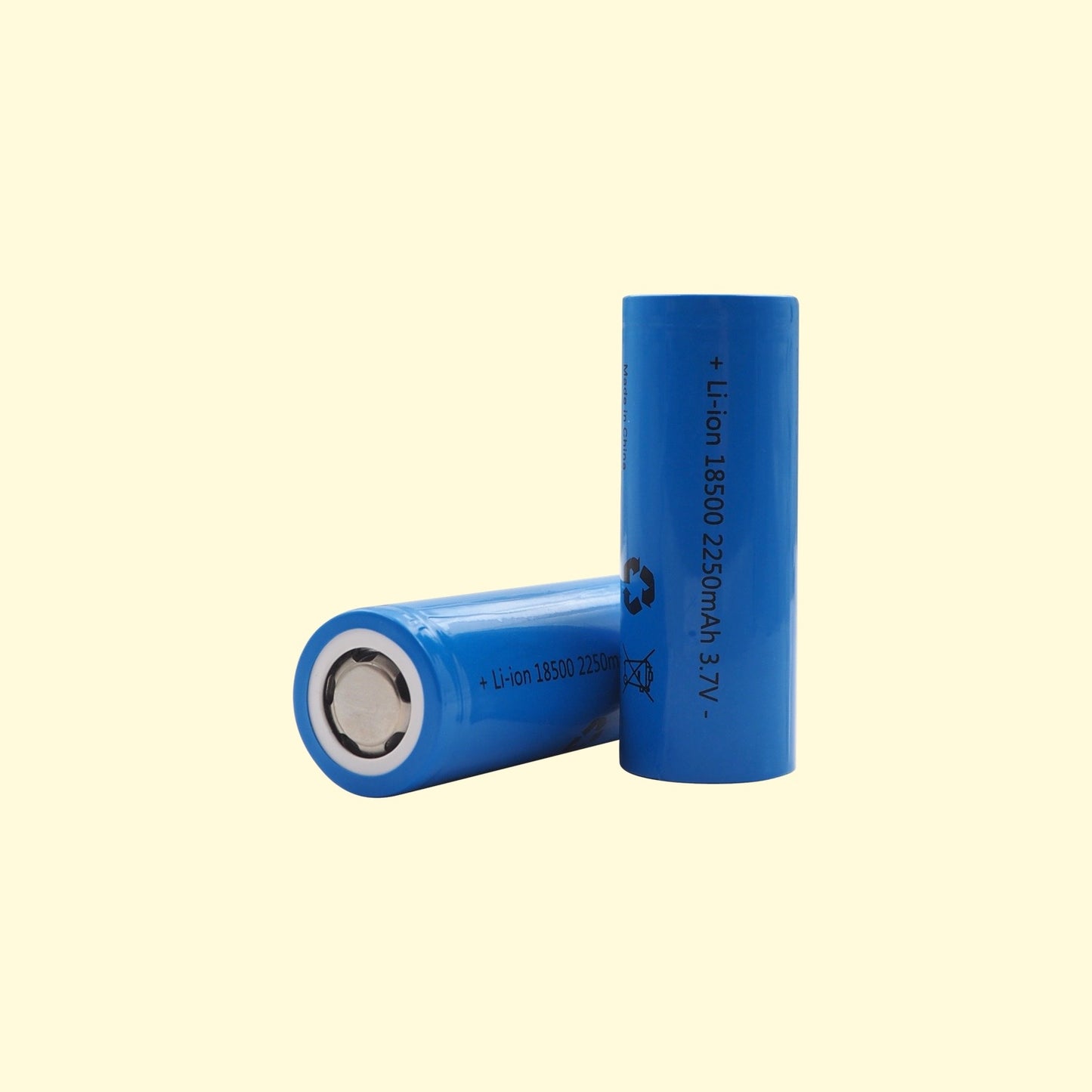 2x 18500 Li-ion cells